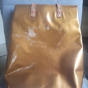 Authentic Louis Vuitton Vernis reade mm TH0041